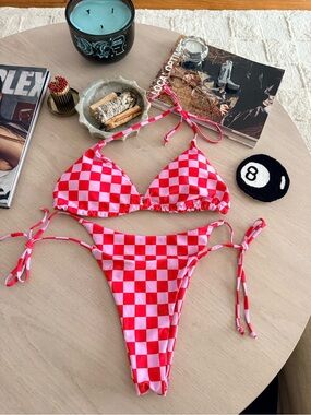 String Bikini